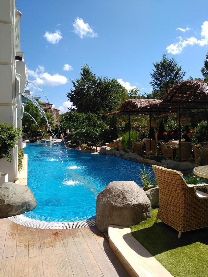Private Apartments In Harmony Suites Dream Island ساني بيتش المظهر الخارجي الصورة